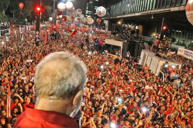 Lula talks to the crowd at Avenida Paulista - Ricardo Stuckert/Instituto Lula