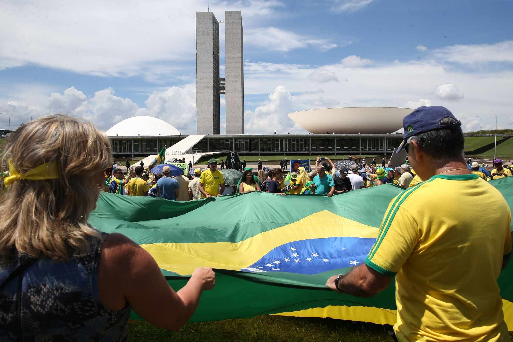 Brazilian protesters in front of the National Congress - Antonio Cruz/ABr