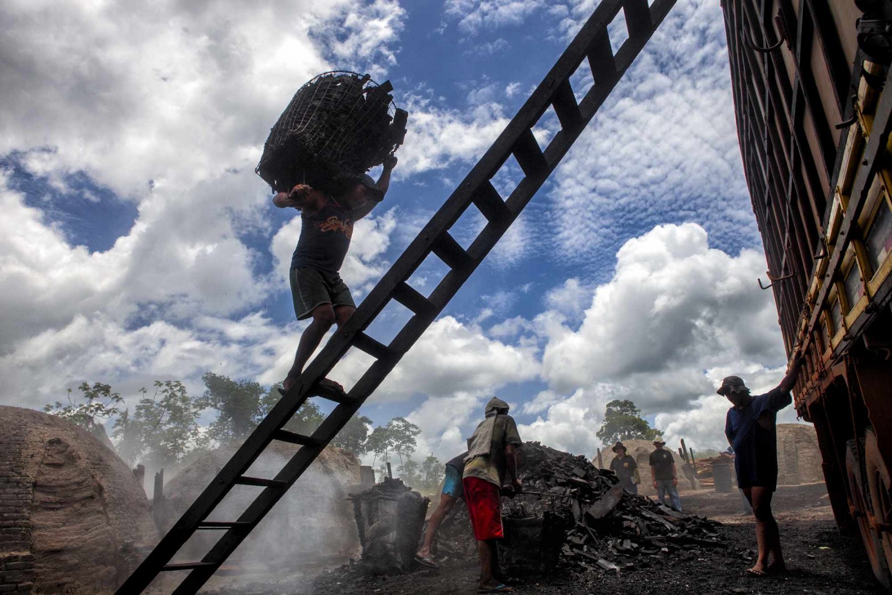 A picture from the Labor Ministry shows slave work - Sergio Carvalho/MTE