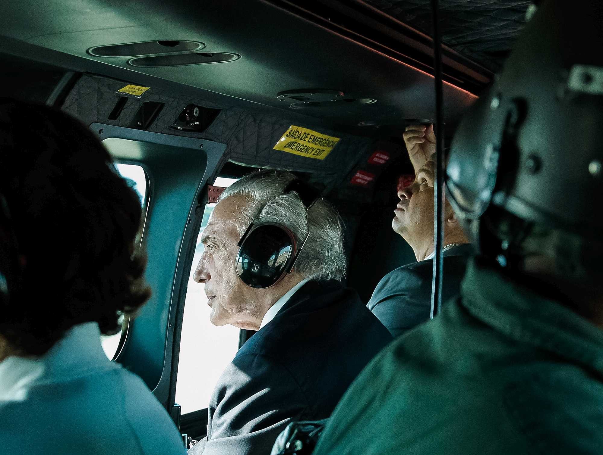 President Michel Temer in the Air Force helicopter - Beto Barata/PR