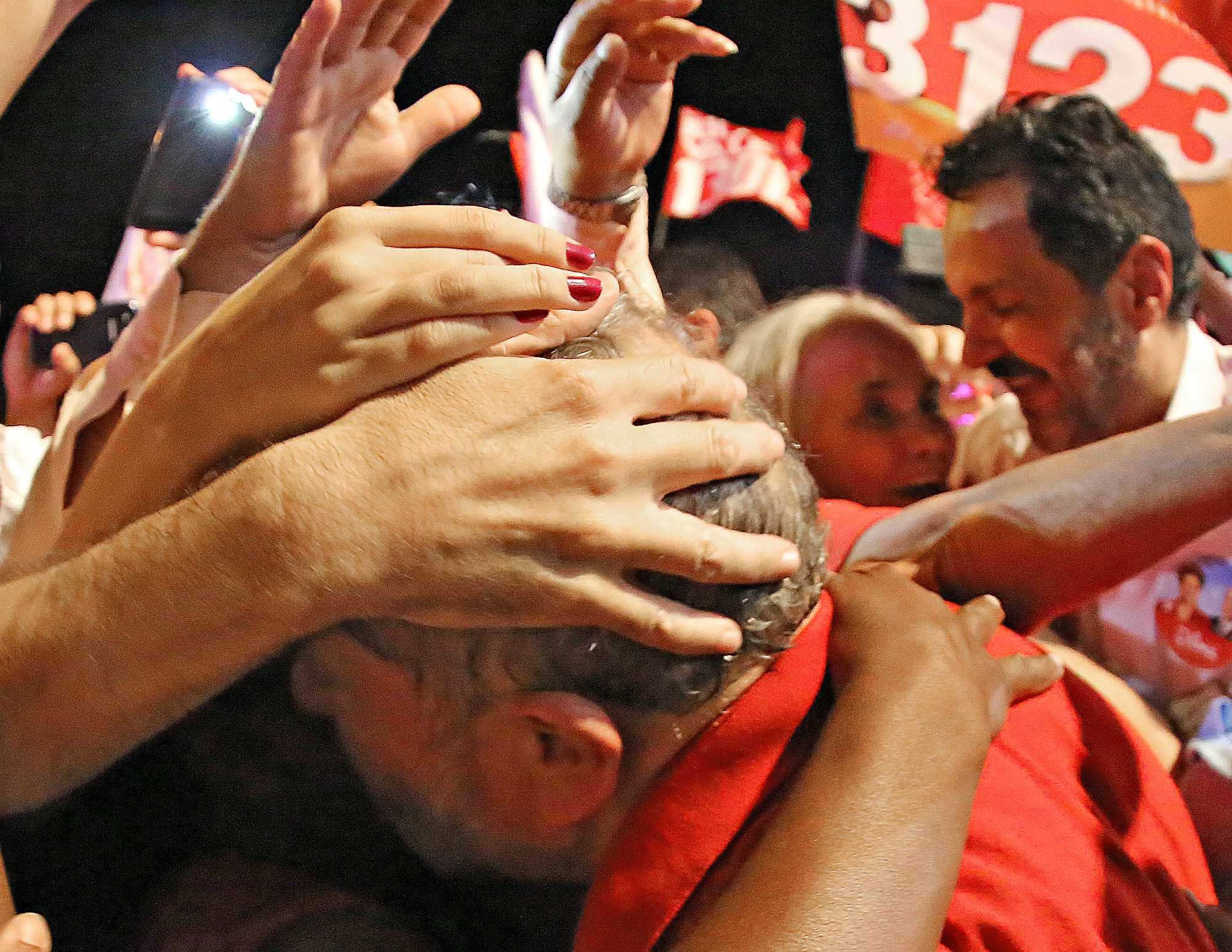 People showing their adoration for Lula - Ricardo Stuckert/Inst. Lula