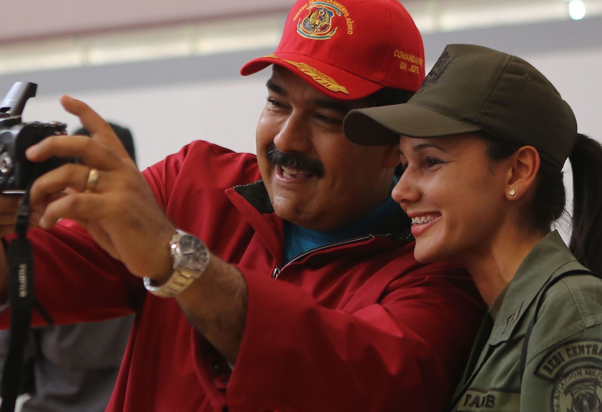 President Nicolás Maduro meets Air Force cadets - Photo: Alexander Gómez