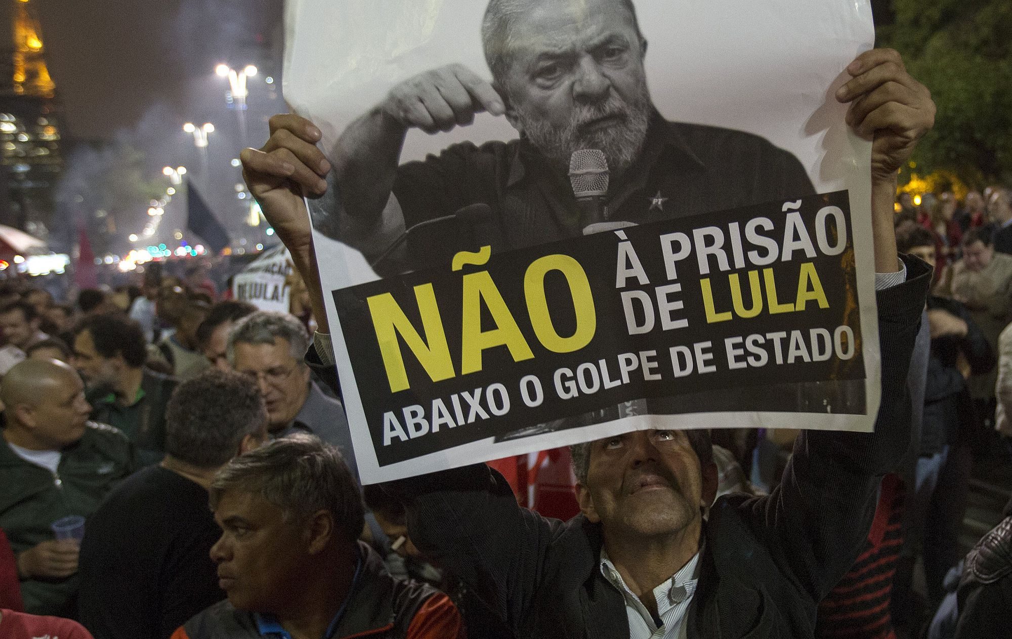Popular protest against Lula's prison