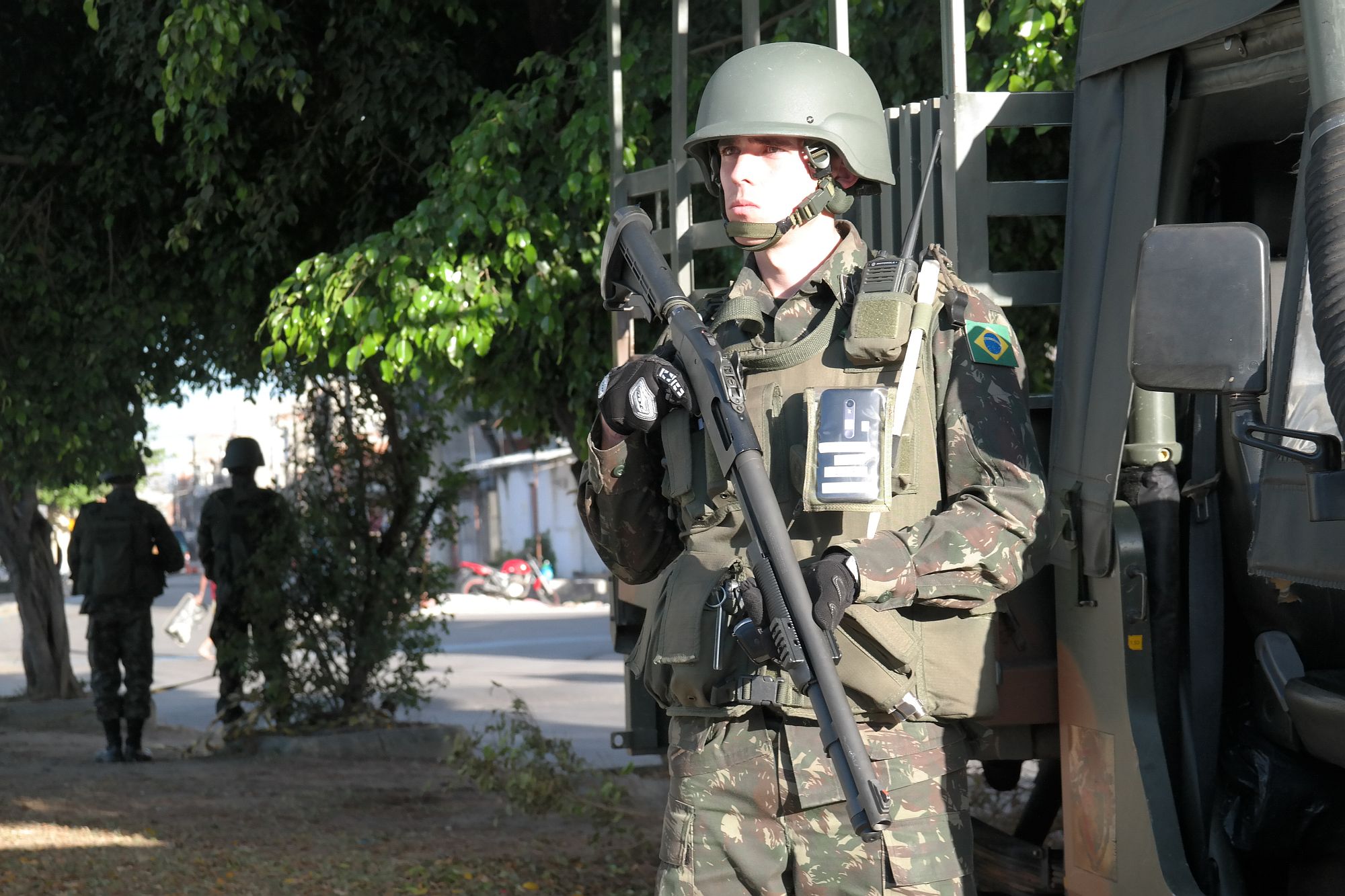 Brazilian Army on a Rio slum - Vladimir Platonow/ABr