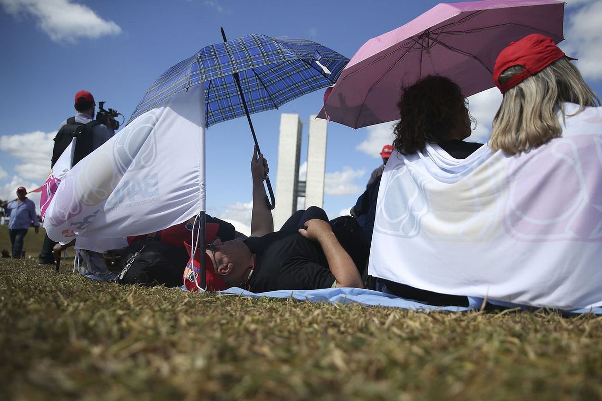 Protesters against the government in capital Brasília - José Cruz/ABr