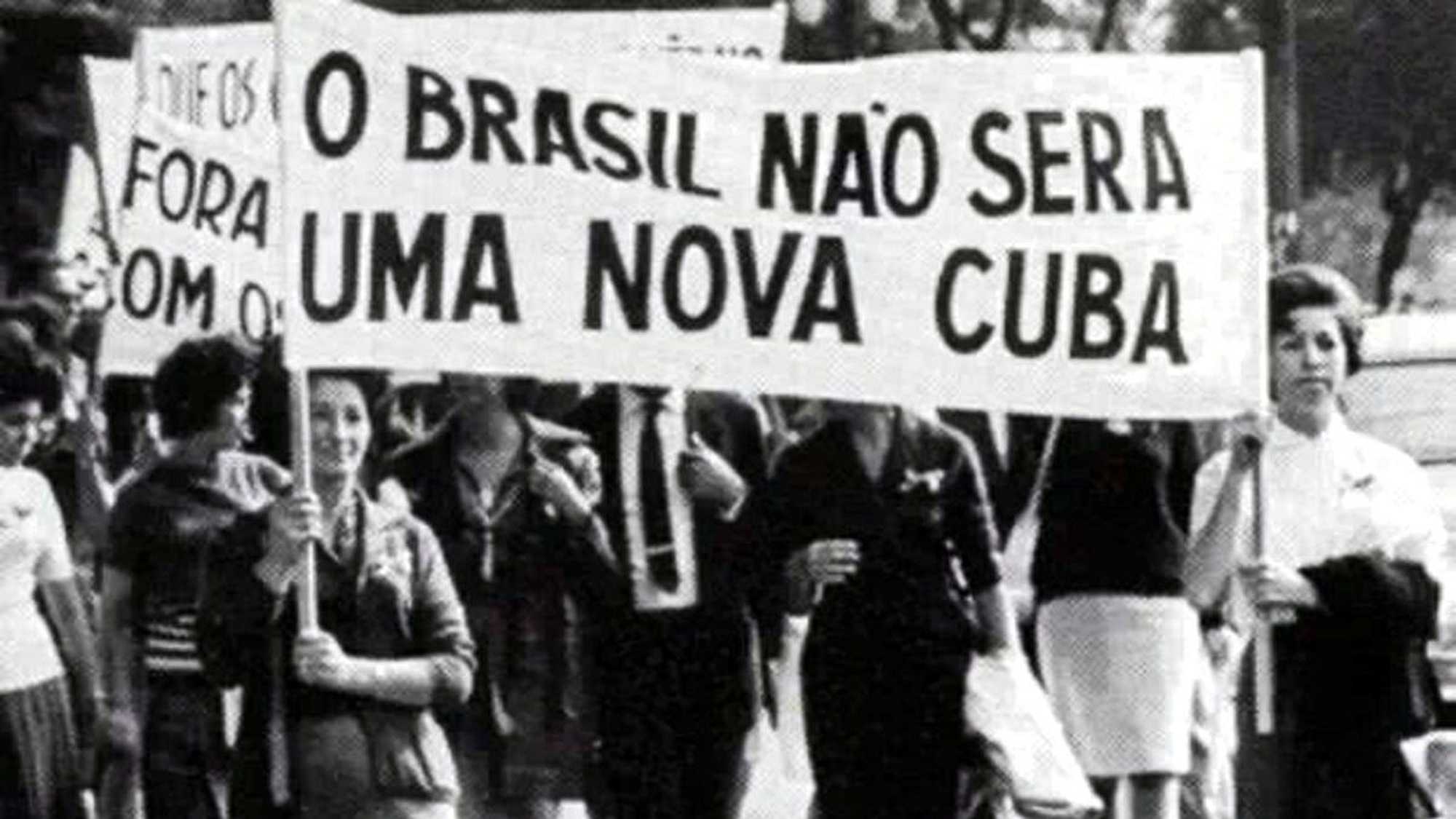 Protest against the communist threat in Brazil in the 1960s - Wikimedia Commons / Public Domain