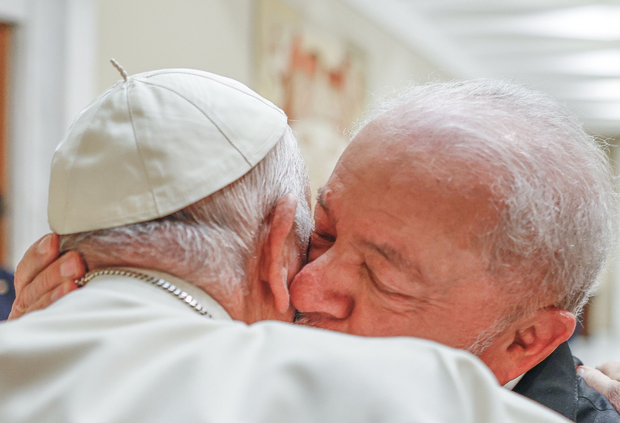 Lula meets the pope, when they talked about the Russia-Ukraine war. Photo: Ricardo Stuckert/PR