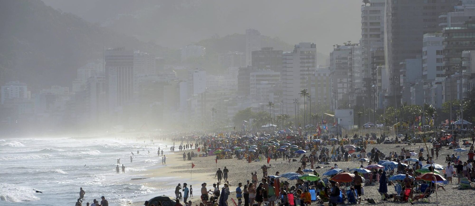 Beach in Rio de Janeiro. Image by Tomaz Silva/ABr