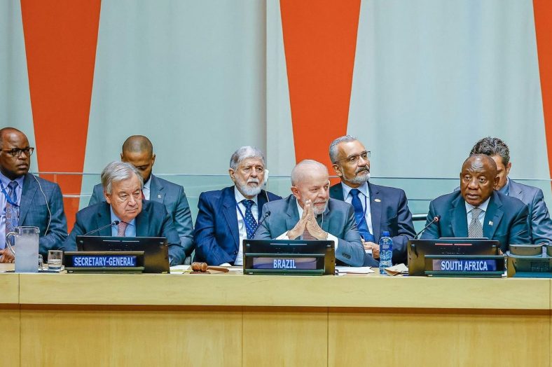 President Lula during the last G20 foreign ministers’ meeting at the UN in September. Next to him is South African President Cyril Ramaphosa, who will take over the group’s presidency in December. Roberto Stuckert Filho / Presidência da República